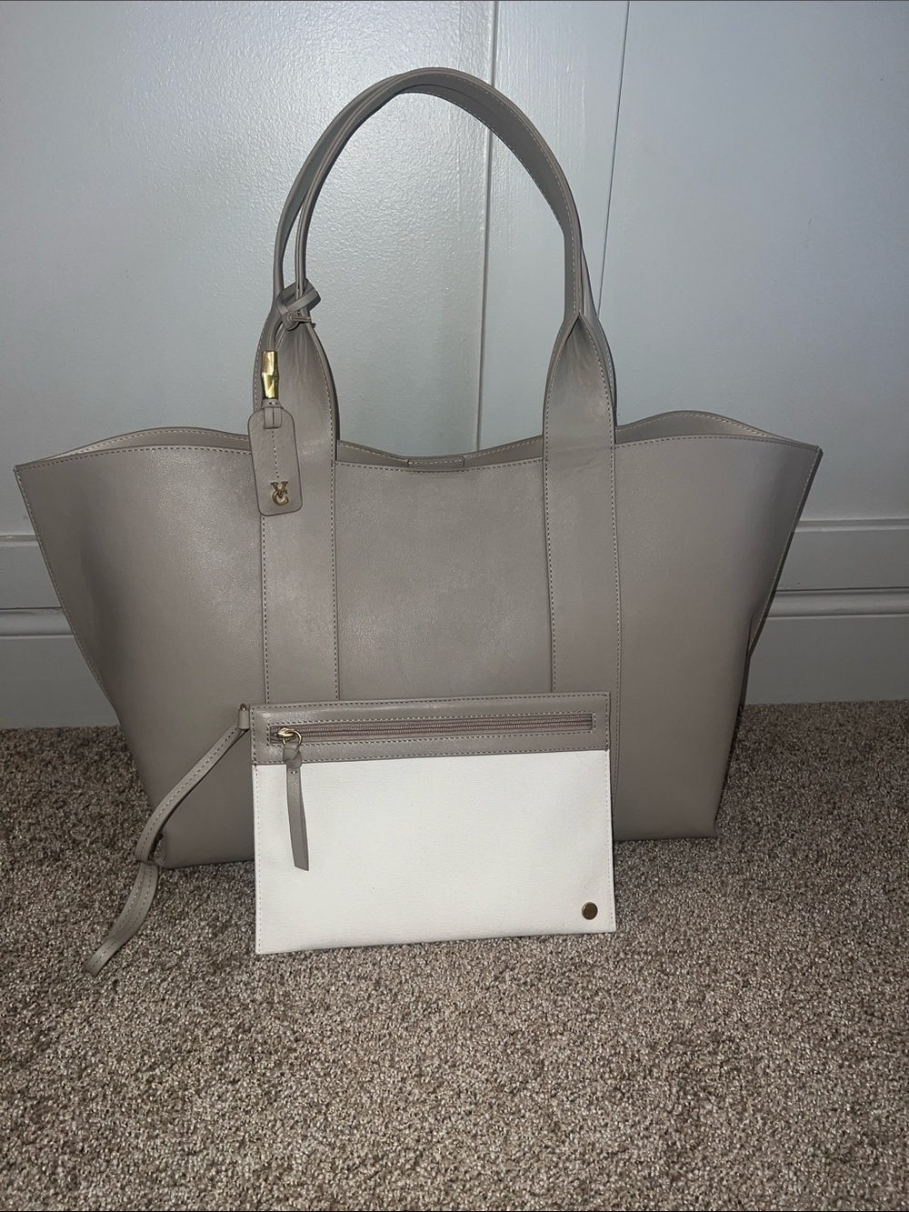 Vince Camuto Ellah Leather Tote Bag with Wristlet in Biscotti